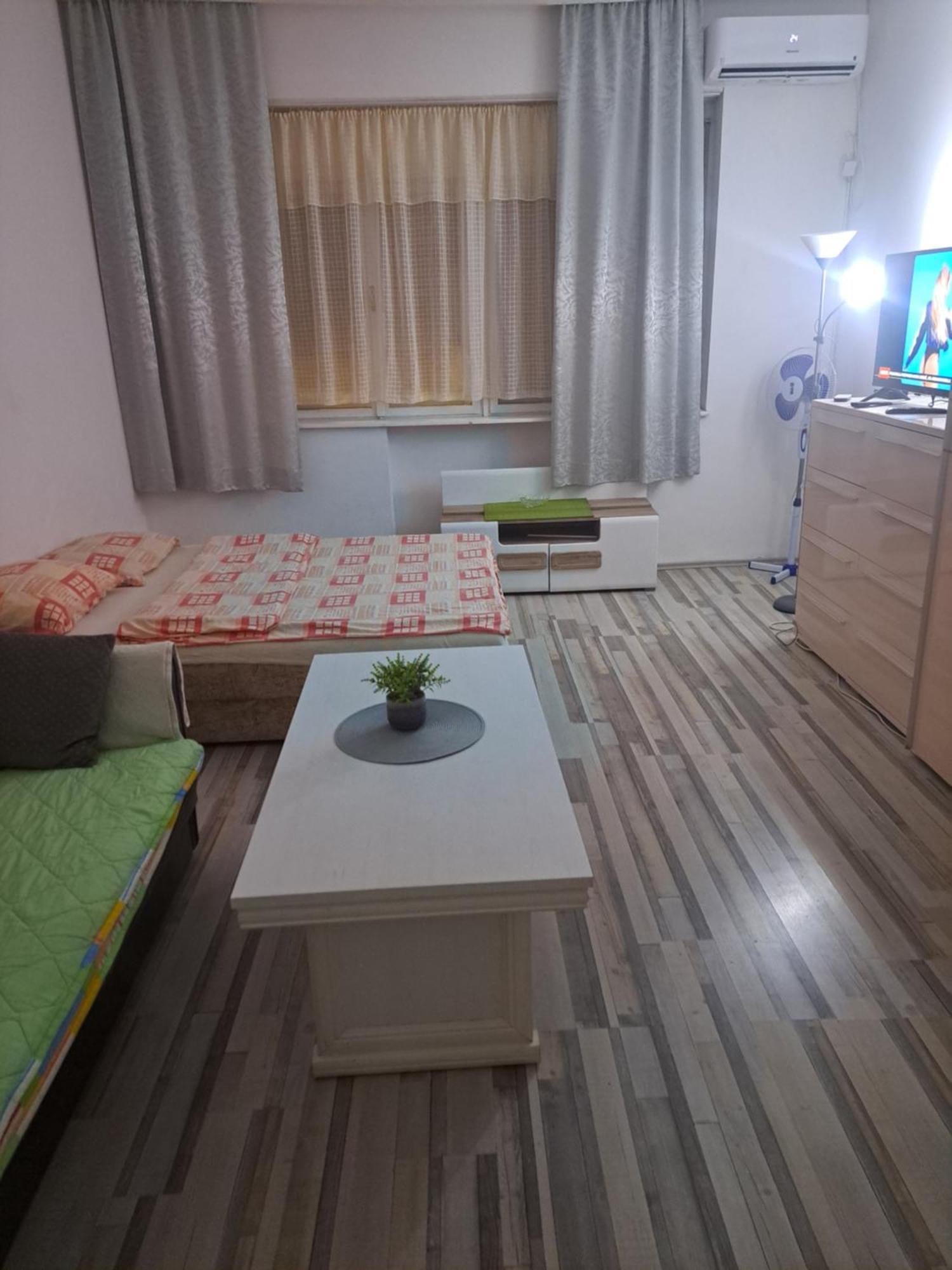 Apartment Capital Town Vk 14 Novi Sad Eksteriør bilde